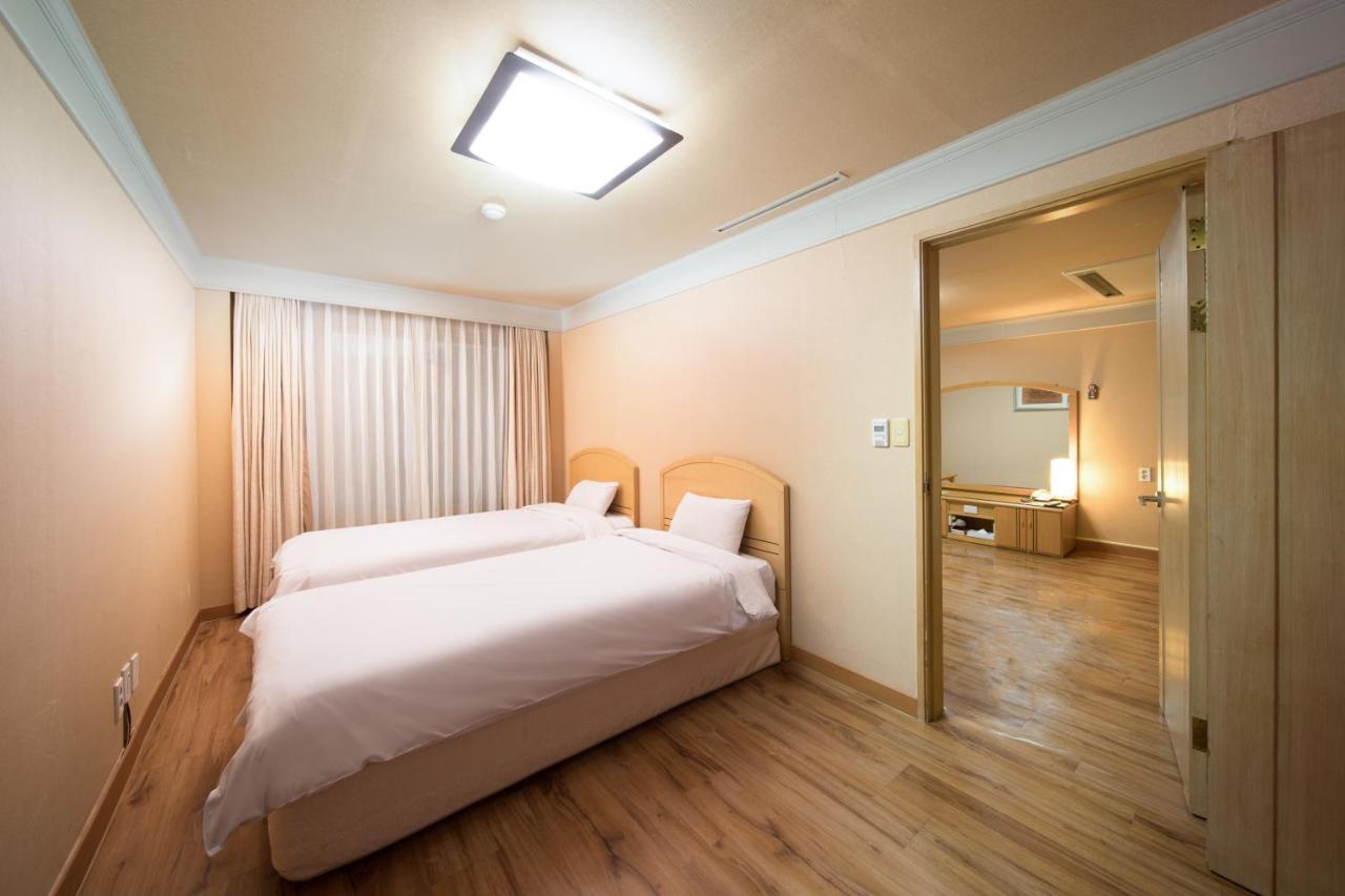 Jeju Hawaii Hotel Exterior photo
